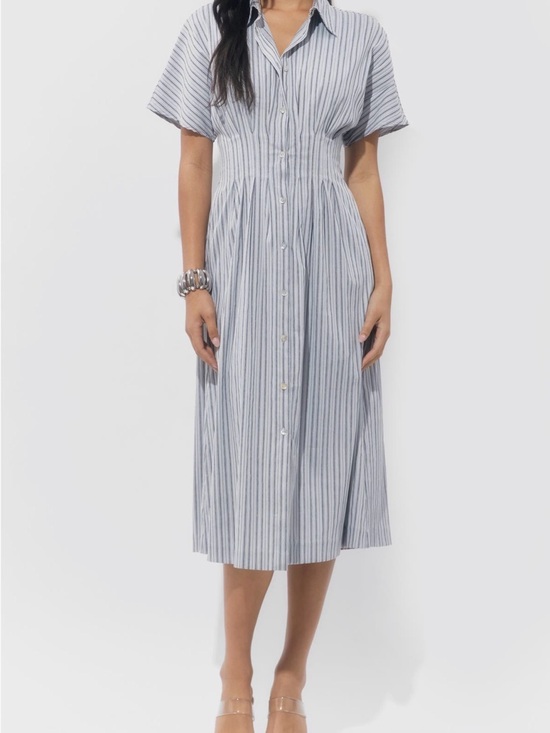 Adelyn Rae Dresses & Skirts - Adelyn Rae Blue and White Striped Midi Dress